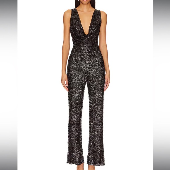 Heather Jumpsuit in Black
NBD Sequin Drape Flare - Picture 1 of 6